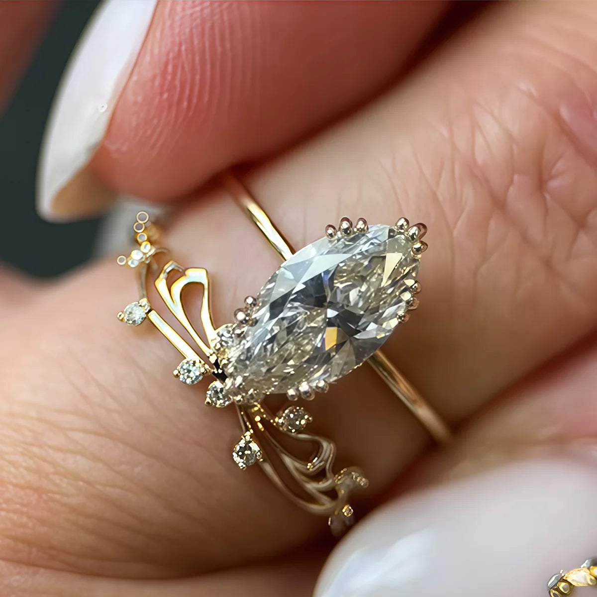 Bague Marquise en Or Vermeil 18K, et Pierre en Moissanite