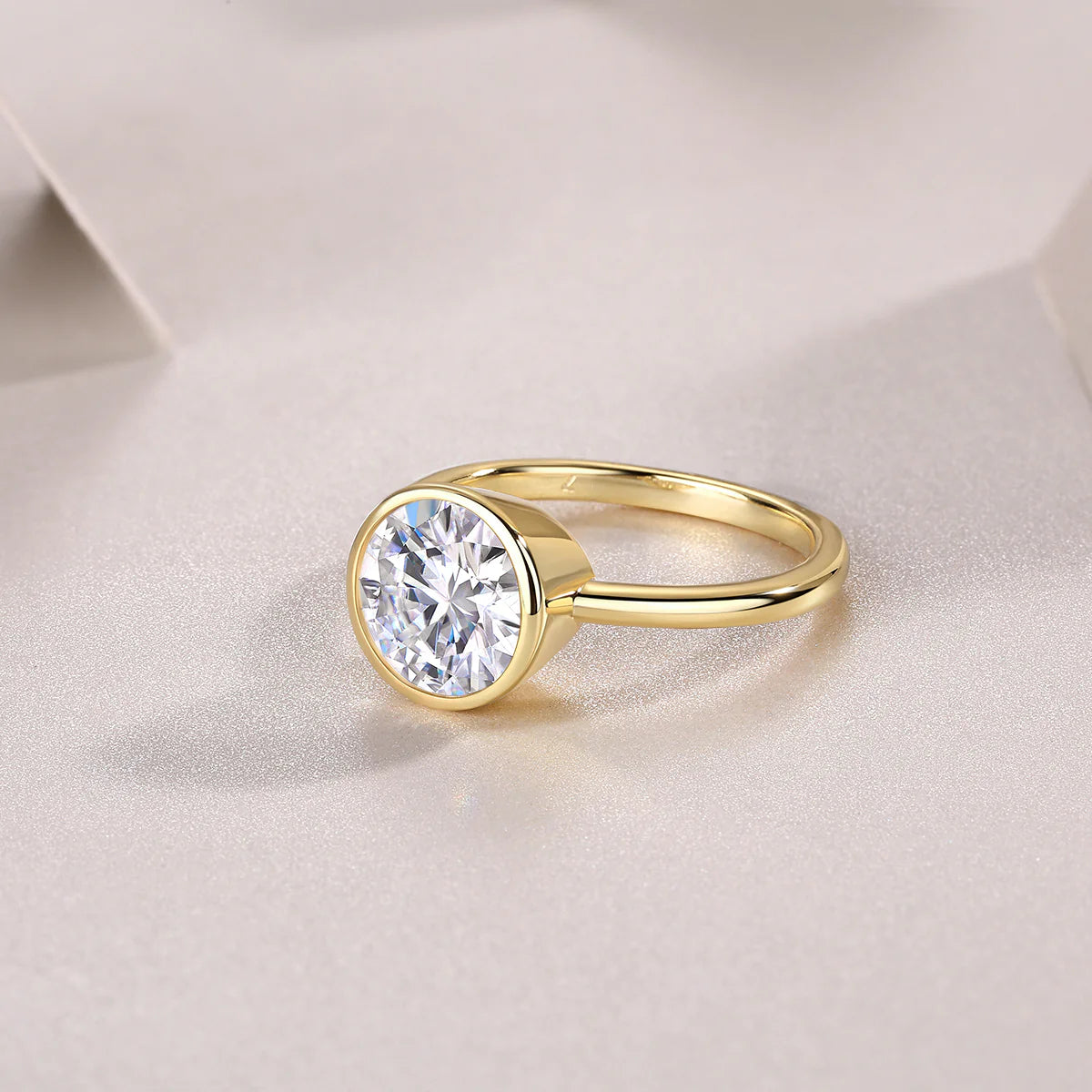 Bague de Fiançailles en Or Vermeil 18K avec Moissanite