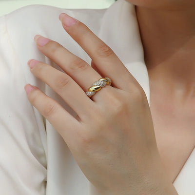 Bague Torsadée en Moissanite, et de l'Or Vermeil 18K