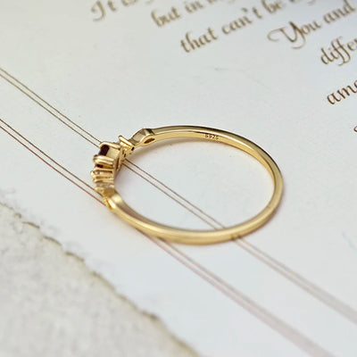 Bague Fine en Or Vermeil 18K avec Pierre Grenat