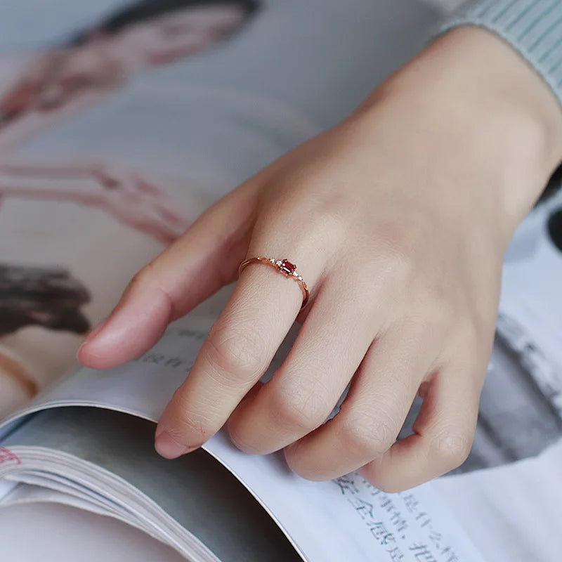 Bague élégante en grenat Cadeau d'amitié en argent sterling