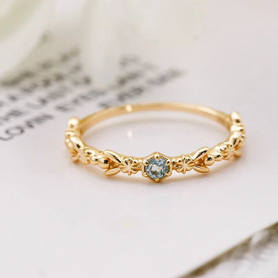 Bague Élégante en Or Vermeil 18K avec Pierre d’Aigue Marine